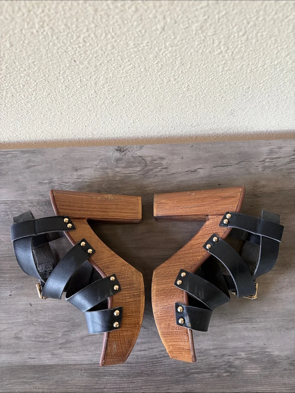 Mossimo Supply Co. Black Strappy Platform Sandals with Wood-Look Heel Size 7.5